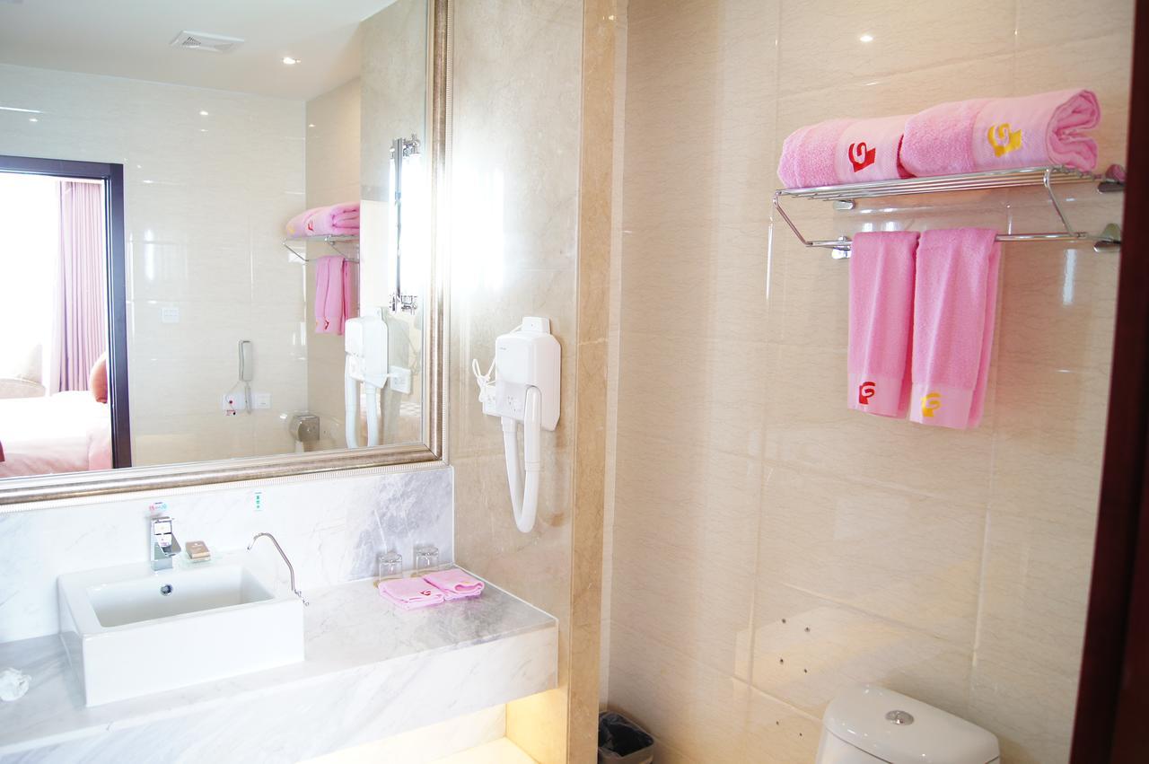 Fuxing Oriental Boutique Hotel Chifeng Room photo
